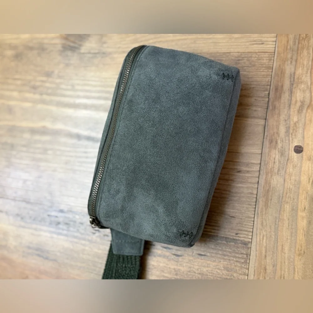 THE SAK Caraway Moss Green Suede Leather Belt Bag NWOT - Picture 2 of 8